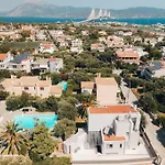 Deluxe Villa *