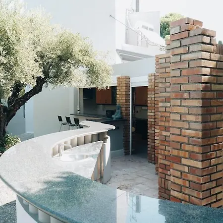 Villa Deluxe