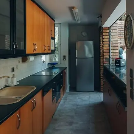 Villa Deluxe