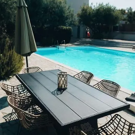 Deluxe Villa Rio