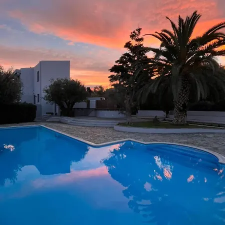 Deluxe Villa *